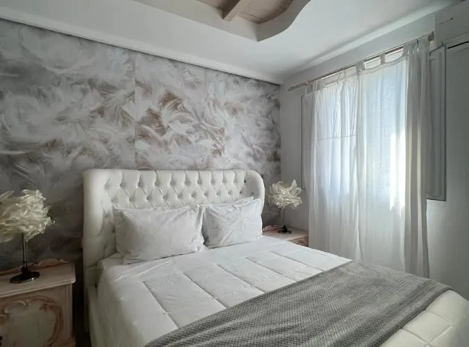 Almyra Appartement *